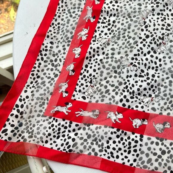 Vintage Disney 101 Dalmatians Puppy Scarf Red Border 23" x 23" Polka Dot Print - Picture 2 of 7